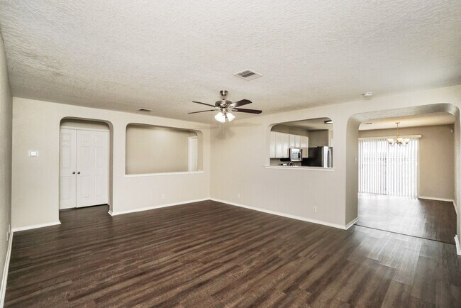 Building Photo - 217 Jersey Bend