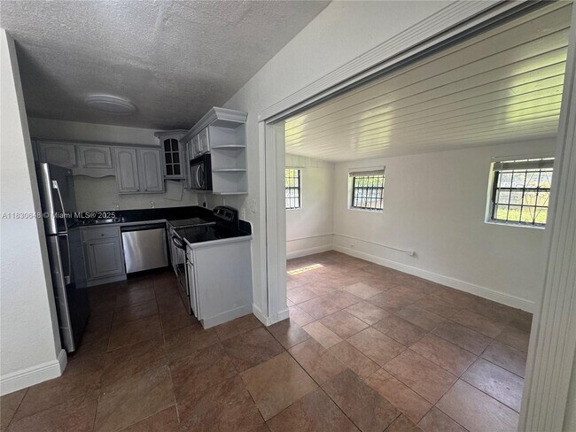 Building Photo - 1610 NW 132nd St