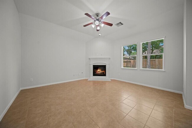 Building Photo - 1055 Forest Haven Ct