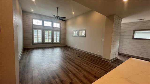 Building Photo - 405 Carneros Dr