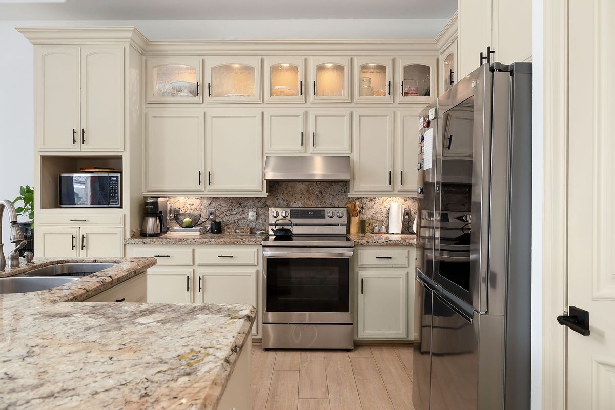 Building Photo - 3301 Santa Olivia St