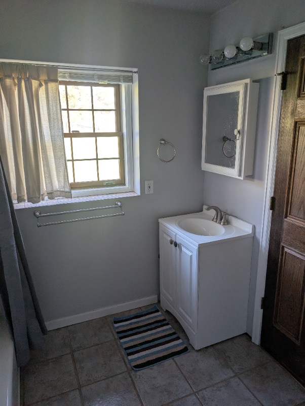 Building Photo - 228 Bellvue Dr