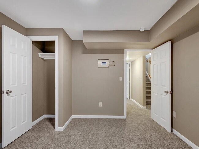 Building Photo - Beautiful ranch-style home!
