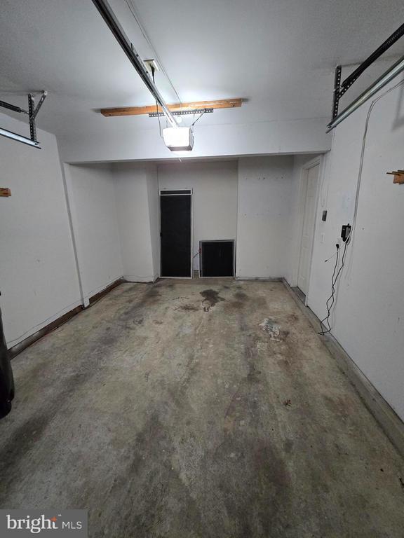 Building Photo - 11213 Heron Pl