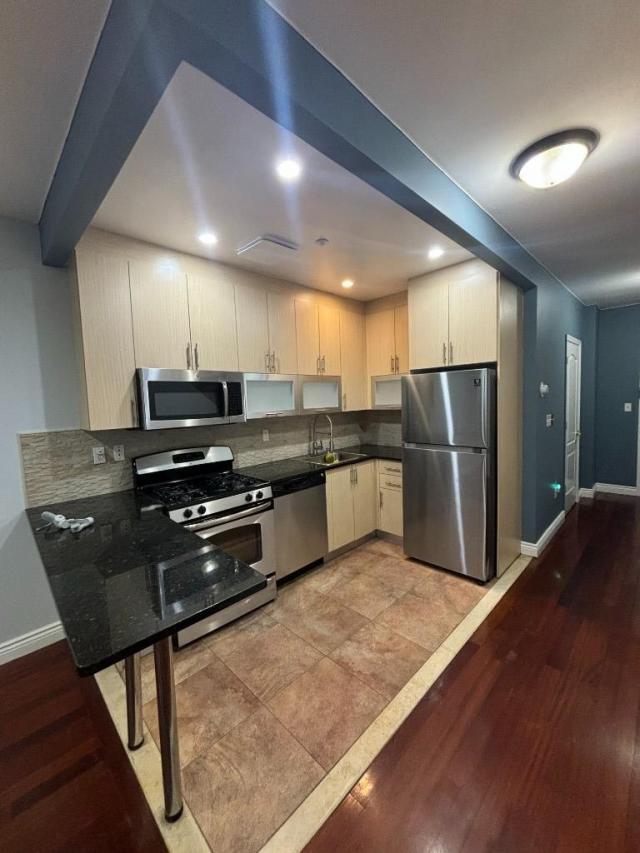 Building Photo - 1 bedroom in Brooklyn NY 11229