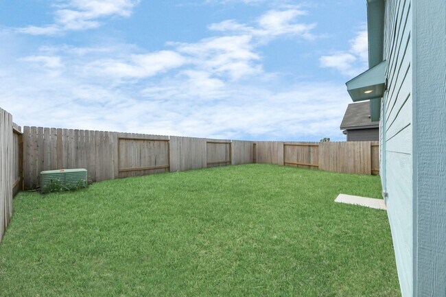 Building Photo - 311 Brandi Dr