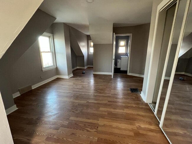 Building Photo - 4764 N 50th St