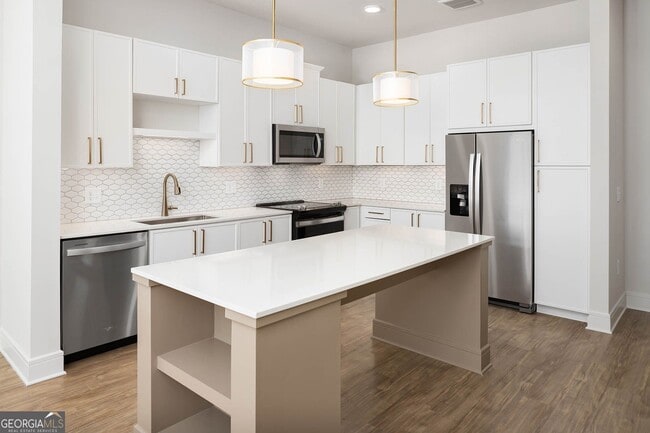 Building Photo - 2124 American Wy