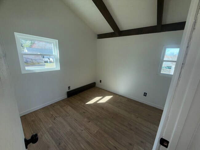 Building Photo - 12516 W Torquay Rd