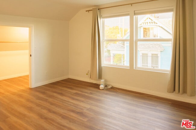 Building Photo - 3210 Manitou Ave