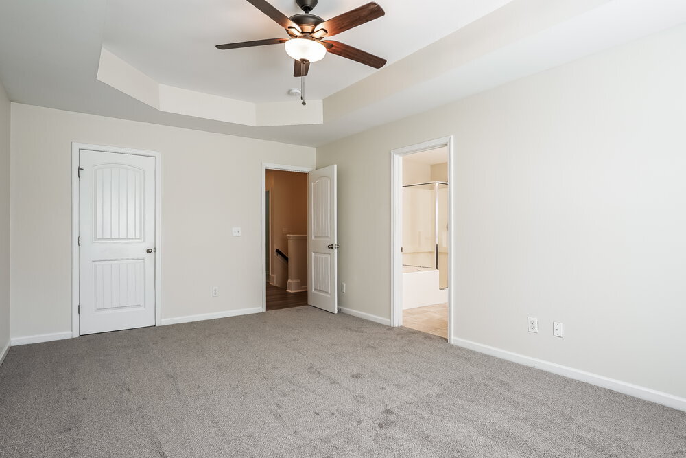 Building Photo - 645 Smith Ridge Way