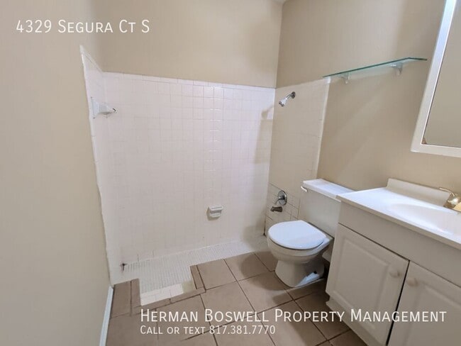 Building Photo - 4329 Segura Ct S