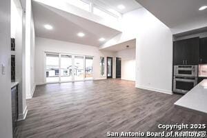 Building Photo - 2109 Bella Vista