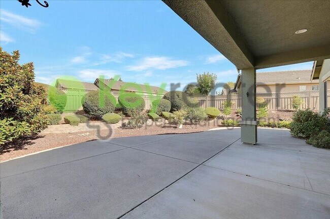 Building Photo - 2532 Woodacre Ln