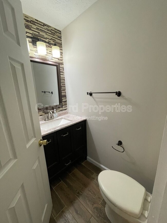 Building Photo - 18 Corriedale Ct