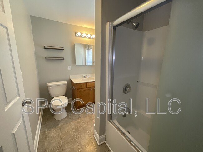 Building Photo - 230 N Pitt St