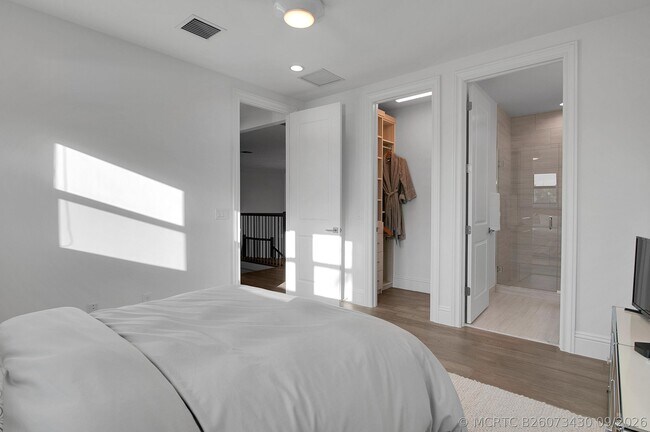 Building Photo - 7480 NW 26th Way