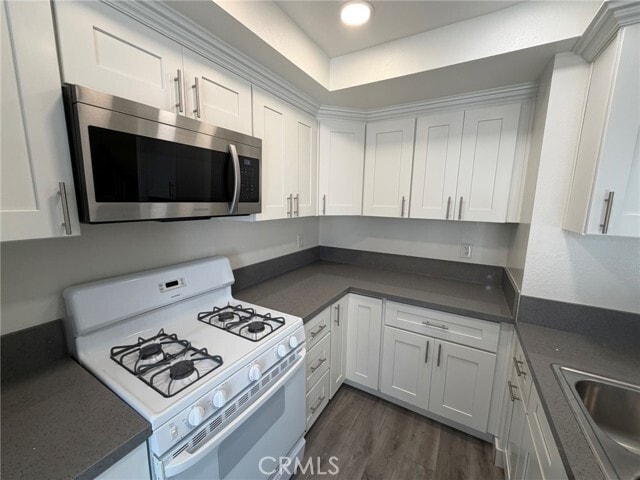 Building Photo - 4782 James