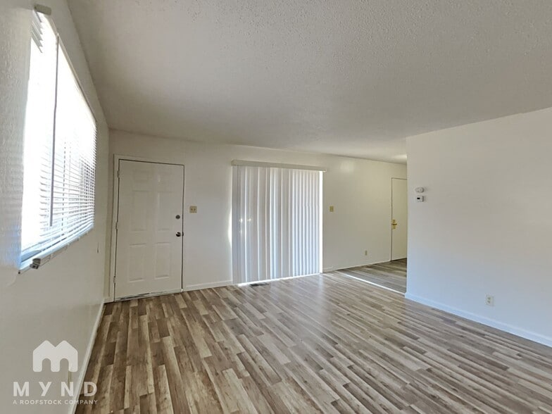 Building Photo - 1277 Arnold Dr