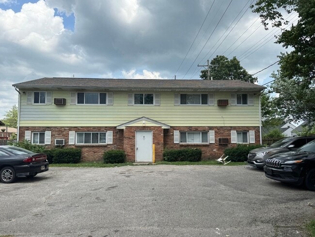 Primary Photo - Bright & Fresh 2 Bedroom Apartment – Ready...