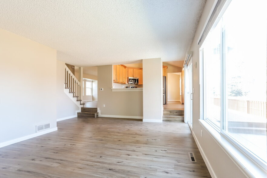 Building Photo - 14171 E Chenango Pl