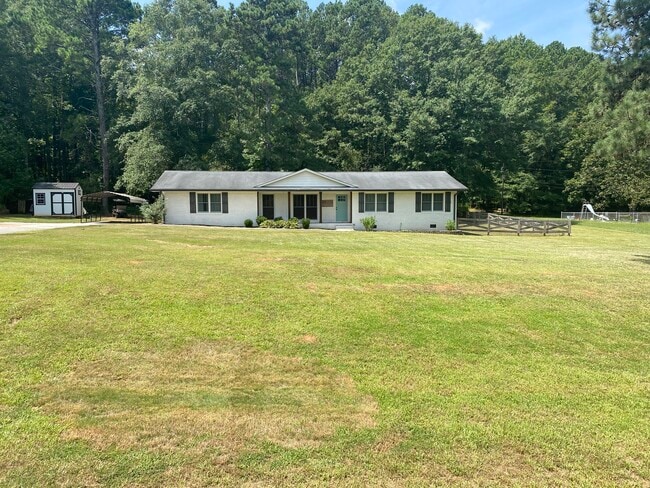 Building Photo - 3174 Double Springs Rd