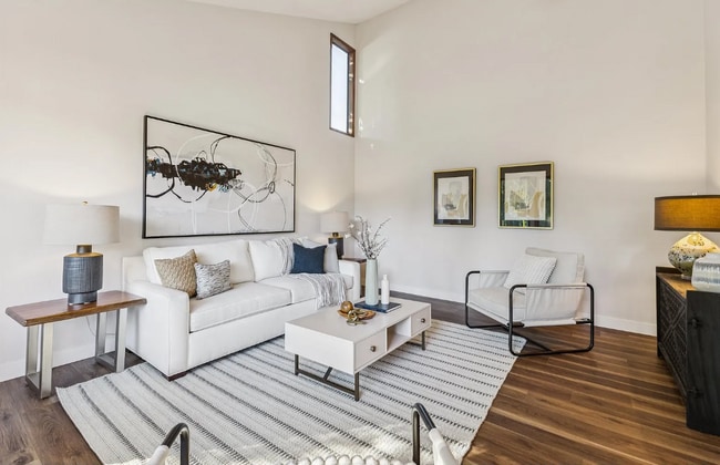 Building Photo - 2583 Pimlico Dr