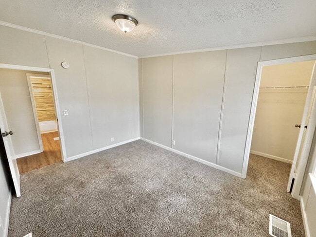 Building Photo - 4472 Cedar Ridge Ln