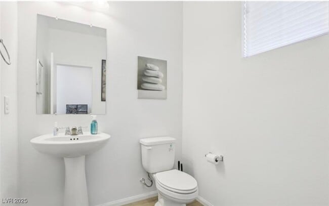 Building Photo - 10396 Thurso Ave