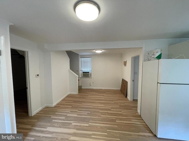 Building Photo - 43 Silopanna Rd