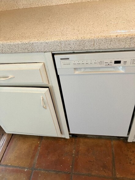 New Dishwasher - 1123 S Wooster St
