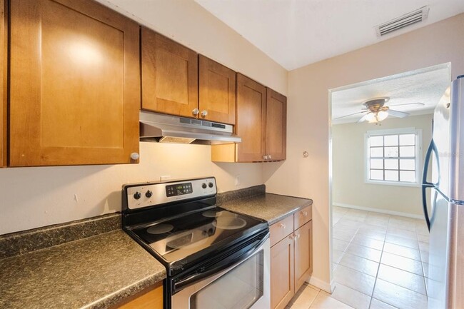 Building Photo - 5092 Beach Dr SE