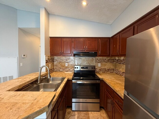 Building Photo - The perfect home waiting for you!