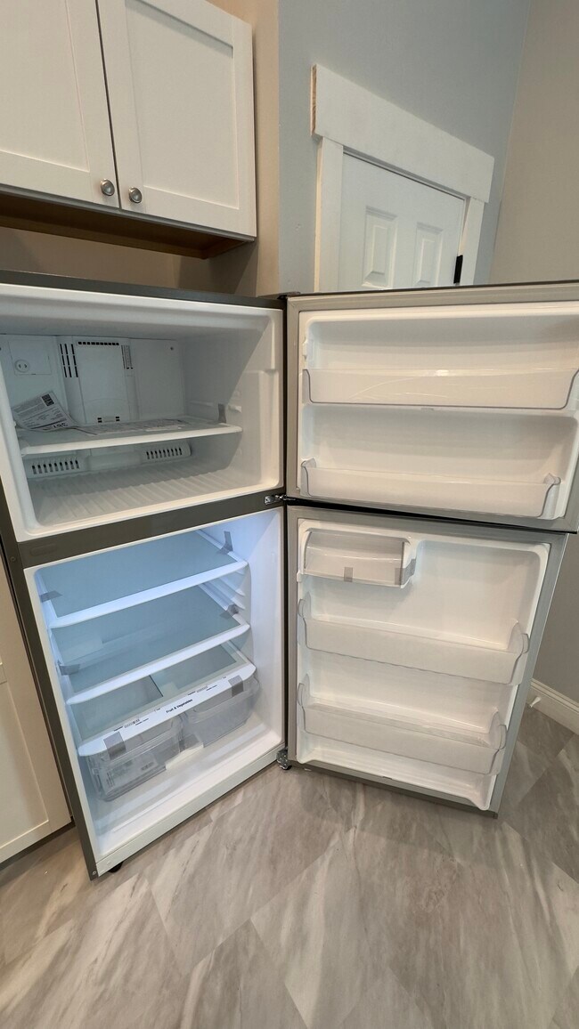 Building Photo - Downtown Rental Units