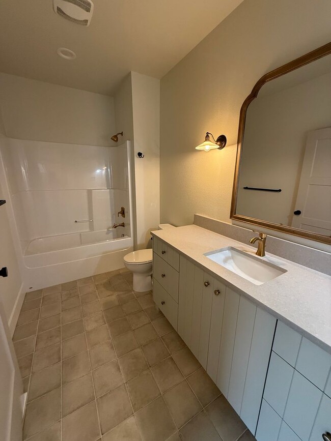 Building Photo - 3Bed/2 Bathroom Beautiful New Construction...