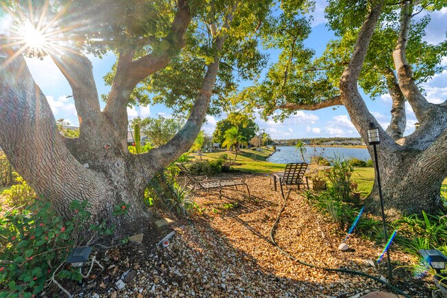 Building Photo - 1808 N Pebble Beach Blvd