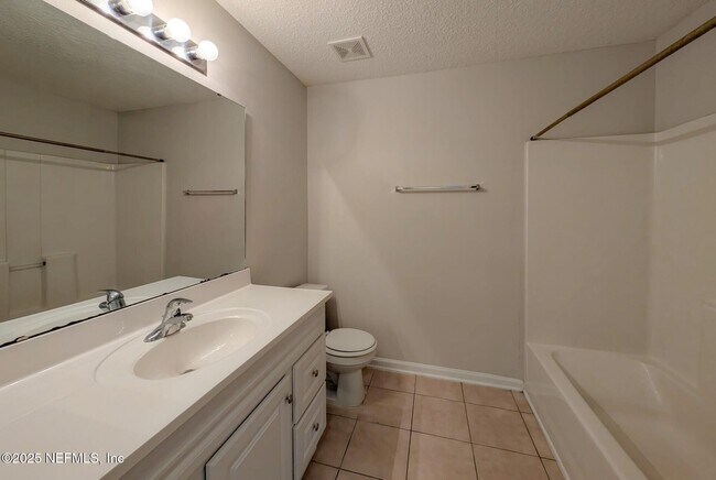 Building Photo - 6076 Maggies Cir