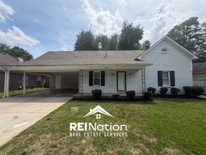 Building Photo - 7057 Hillshire Dr