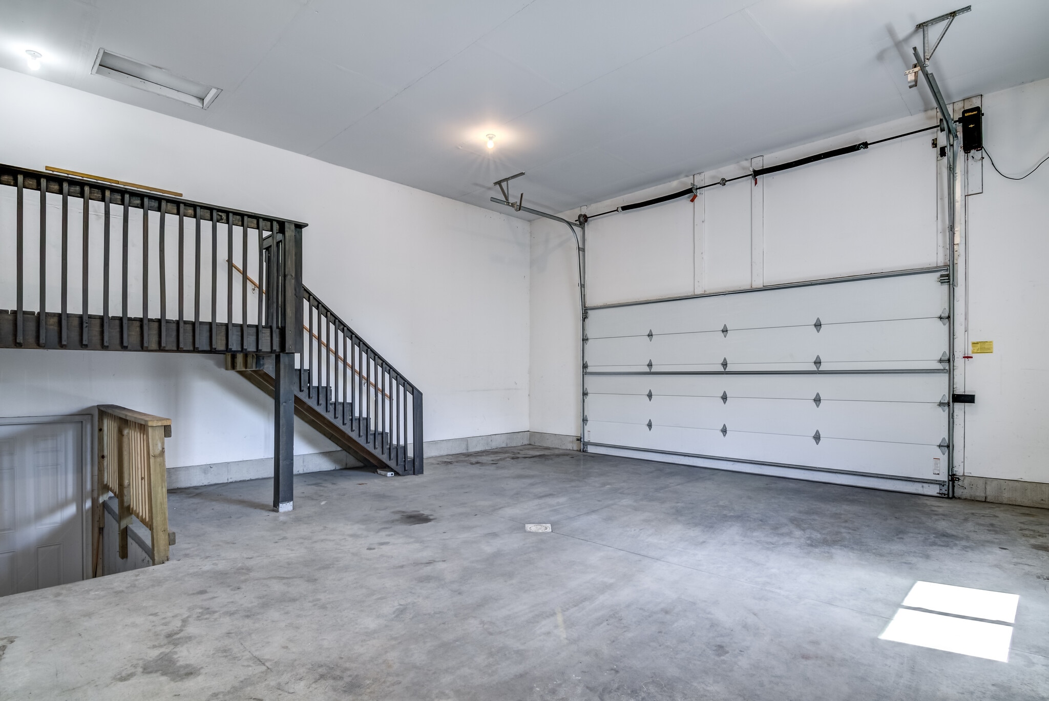 Building Photo - 3904 London Rd