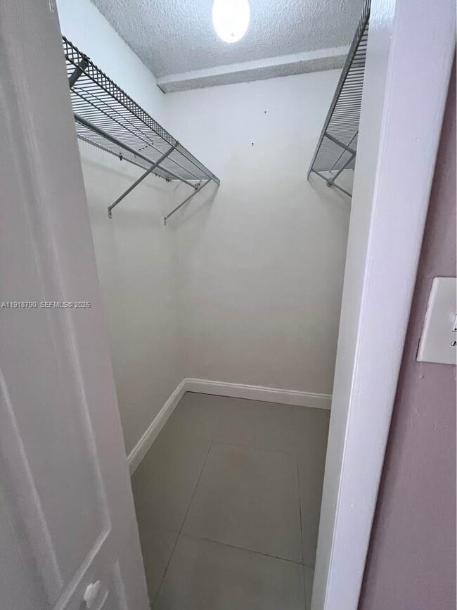 Building Photo - 251 N 68th Terrace