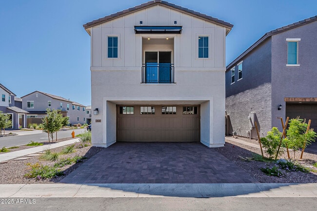 Building Photo - 2434 W Rowel Rd