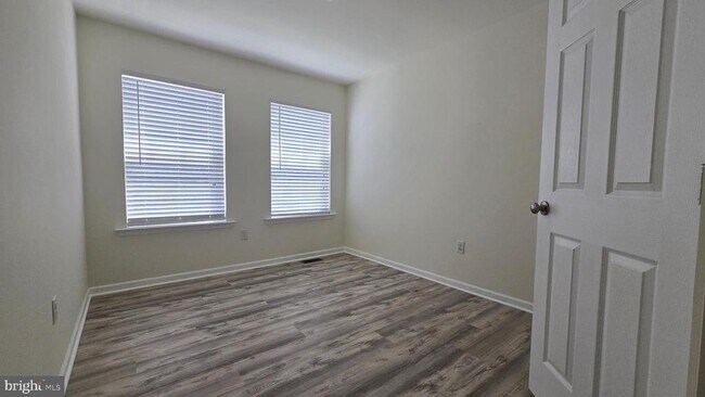Building Photo - 47 Tyndall Trl