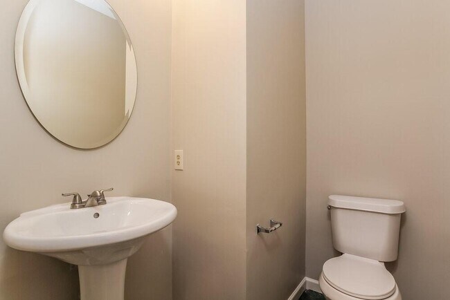 Building Photo - 3119 Creek Manor Dr