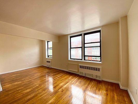 Building Photo - 2 bedroom in Bronx NY 10465