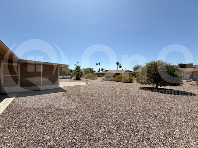 Building Photo - 10733 W Loma Blanca Dr