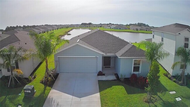Building Photo - 11605 Savanna Lks Blvd