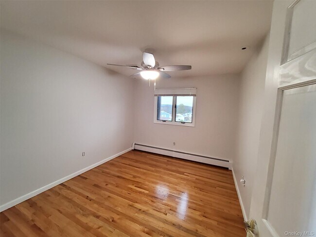 Building Photo - 8 O Sullivan Ln