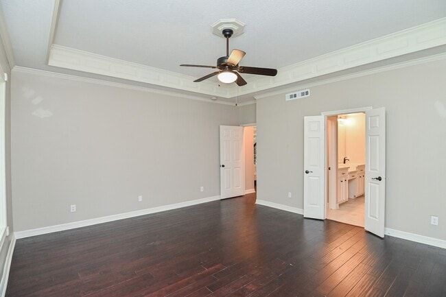 Building Photo - 17910 Moss Point Dr