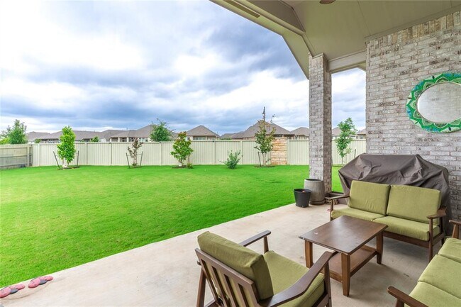 Building Photo - 119 Fortuna Ct