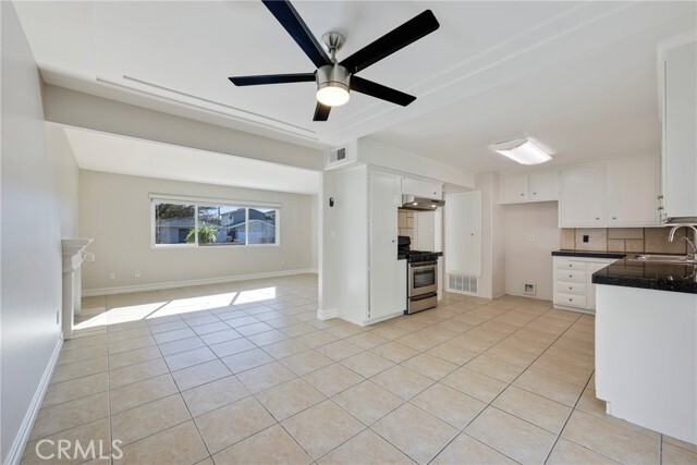 Building Photo - 5153 Merrill Ave